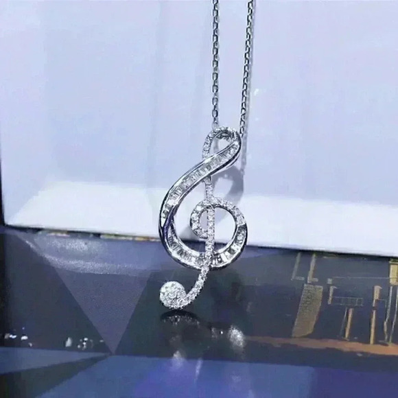 New 925 Silver White Sapphires Clef Note Necklace - Picture 1 of 5